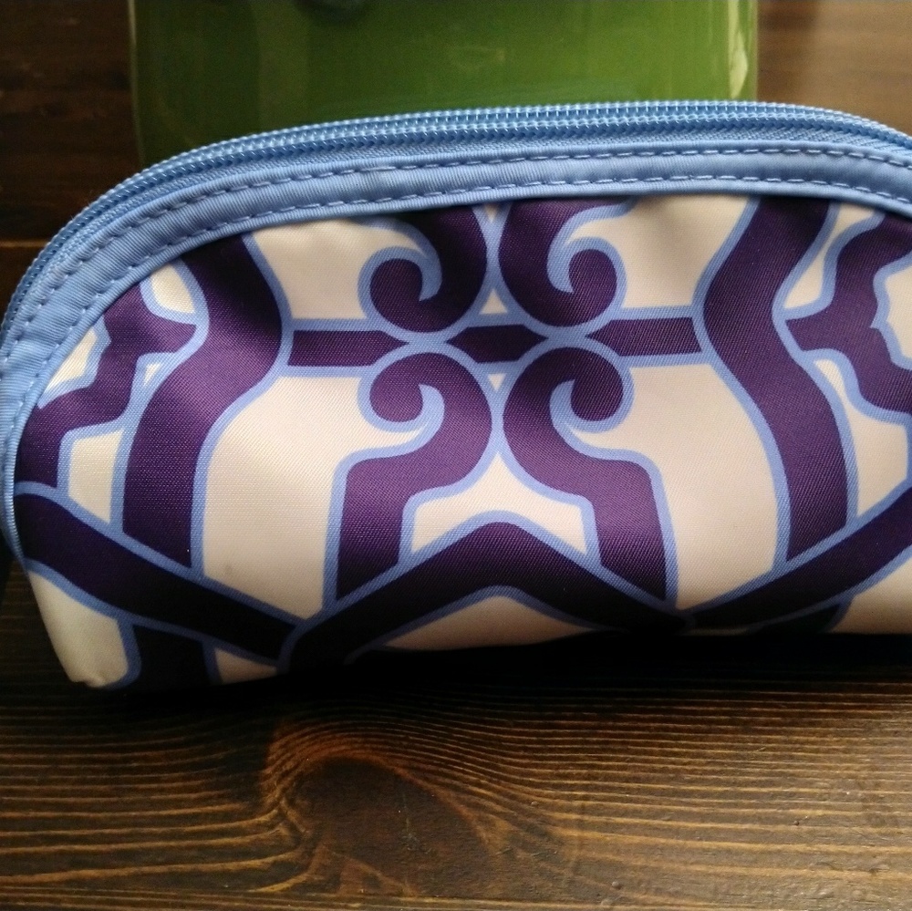 Sonia Kashuk small makeup bag